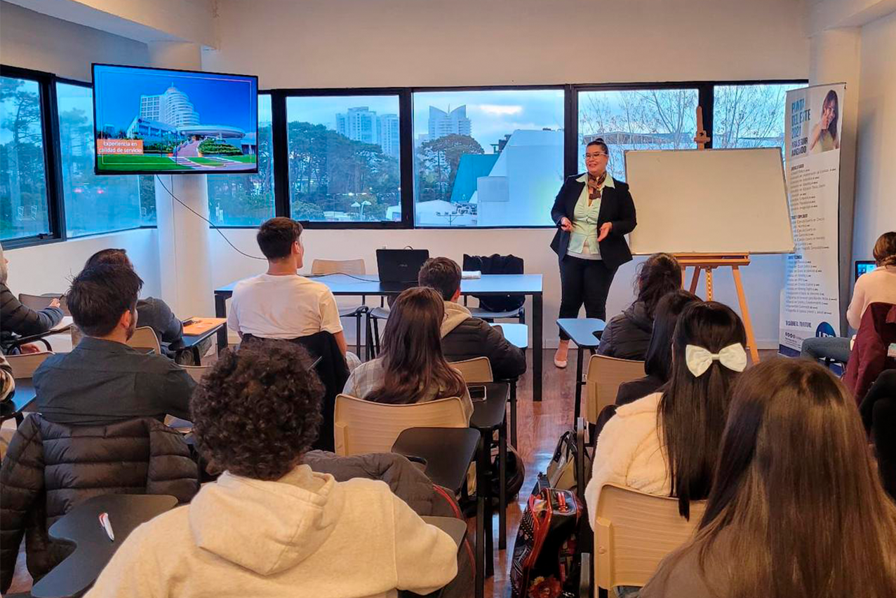 Llega a Colonia el programa en Turismo & Entretenimiento de Enjoy y Universidad de la Empresa 