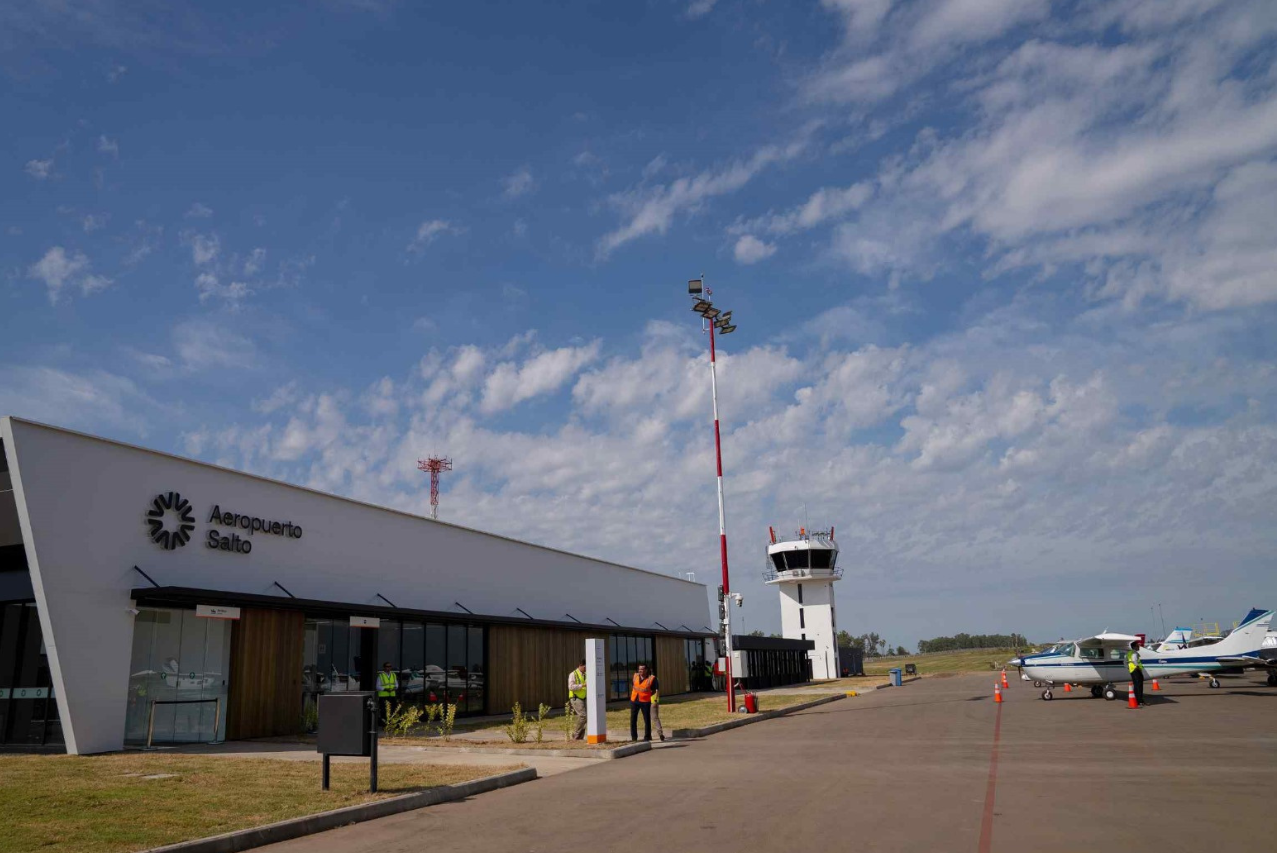 Ruta aérea Montevideo – Salto logra excelente desempeño en las primeras semanas 