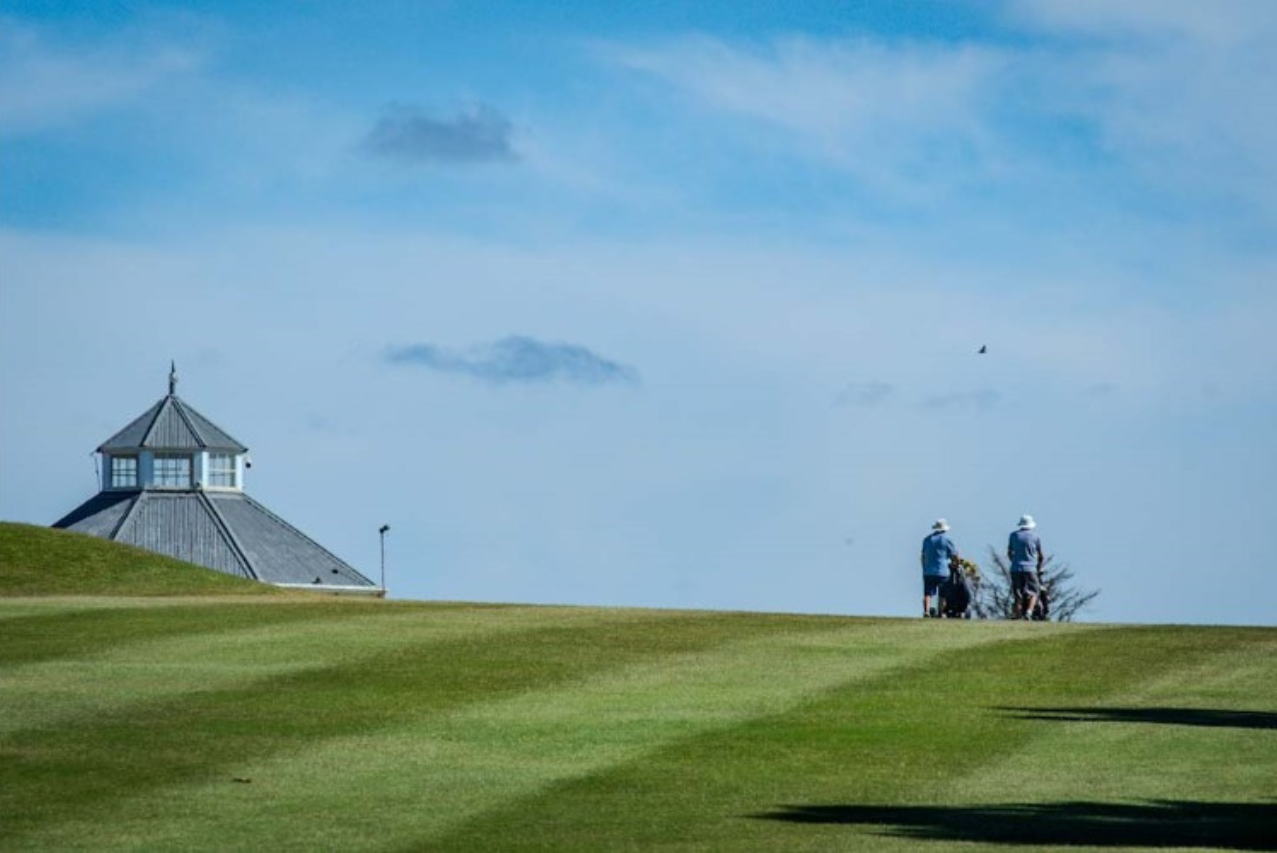 Aeropuertos Uruguay, Duty Free Uruguay y La Barra Golf Club juntos por Cimientos Uruguay 