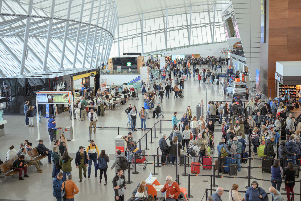 Aeropuerto de Carrasco celebra récord histórico de pasajeros en enero 